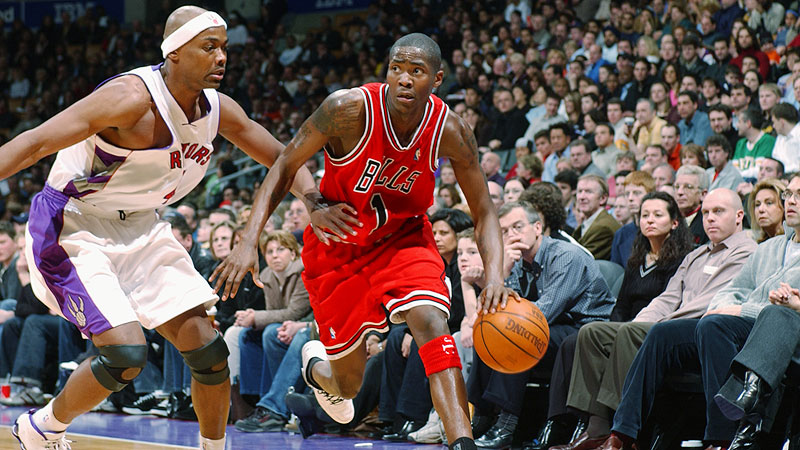 Jamal Crawford playing for the Chicago Bulls (Photo cred via: Ron Turenne/NBAE/Getty Images)