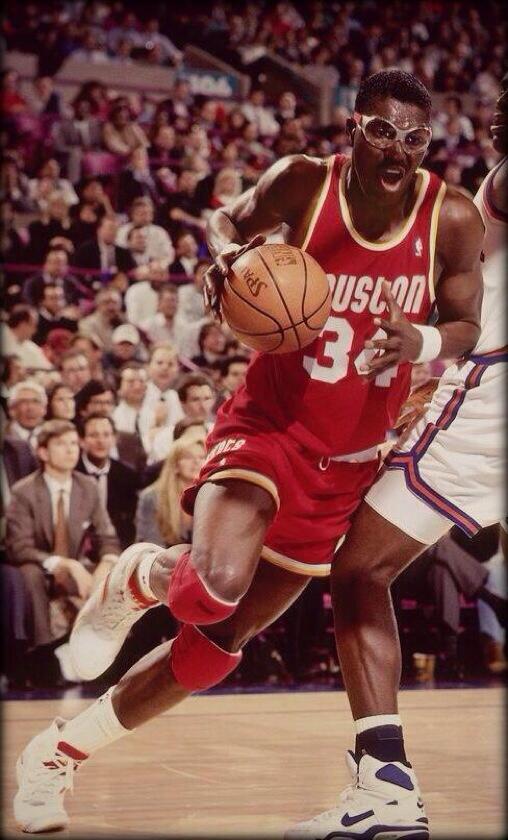 Hakeem Olajuwon’s Quadruple-Double Game in L.A. Gear