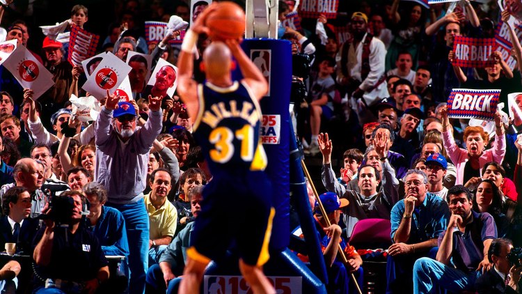TISH: Reggie Miller Scores 8 points in 9 seconds in Nike Air Up