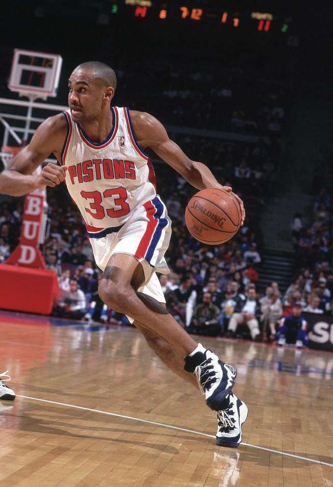 Grant Hill Driving in FILA Grant Hill
