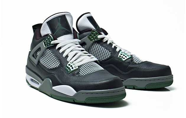 Air Jordan 4 Oregon Ducks - 10 Best Oregon Ducks Sneakers of All Time