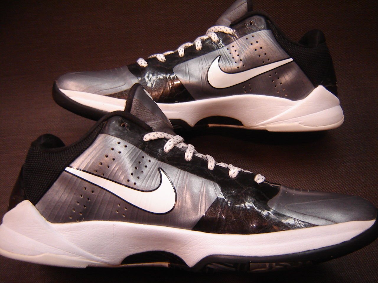 Nike Kobe 5 "Final Four" Promo Sample