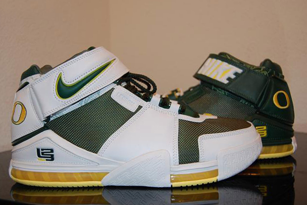 nike-lebron-2-oregon-ducks-pe