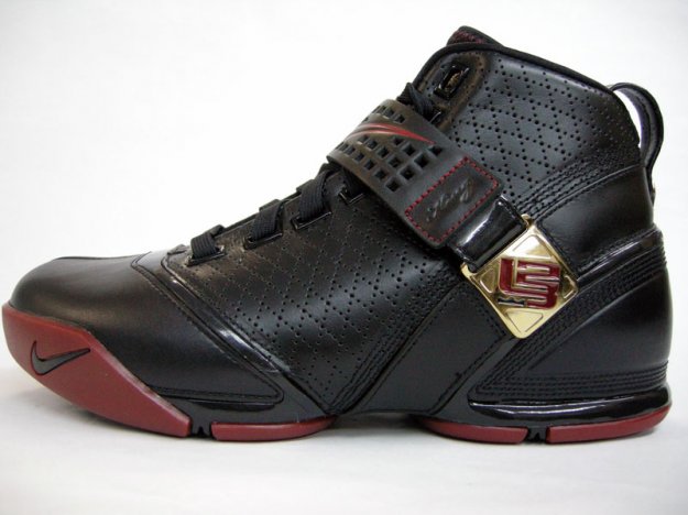 Photo courtesy of: Kicks on Fire