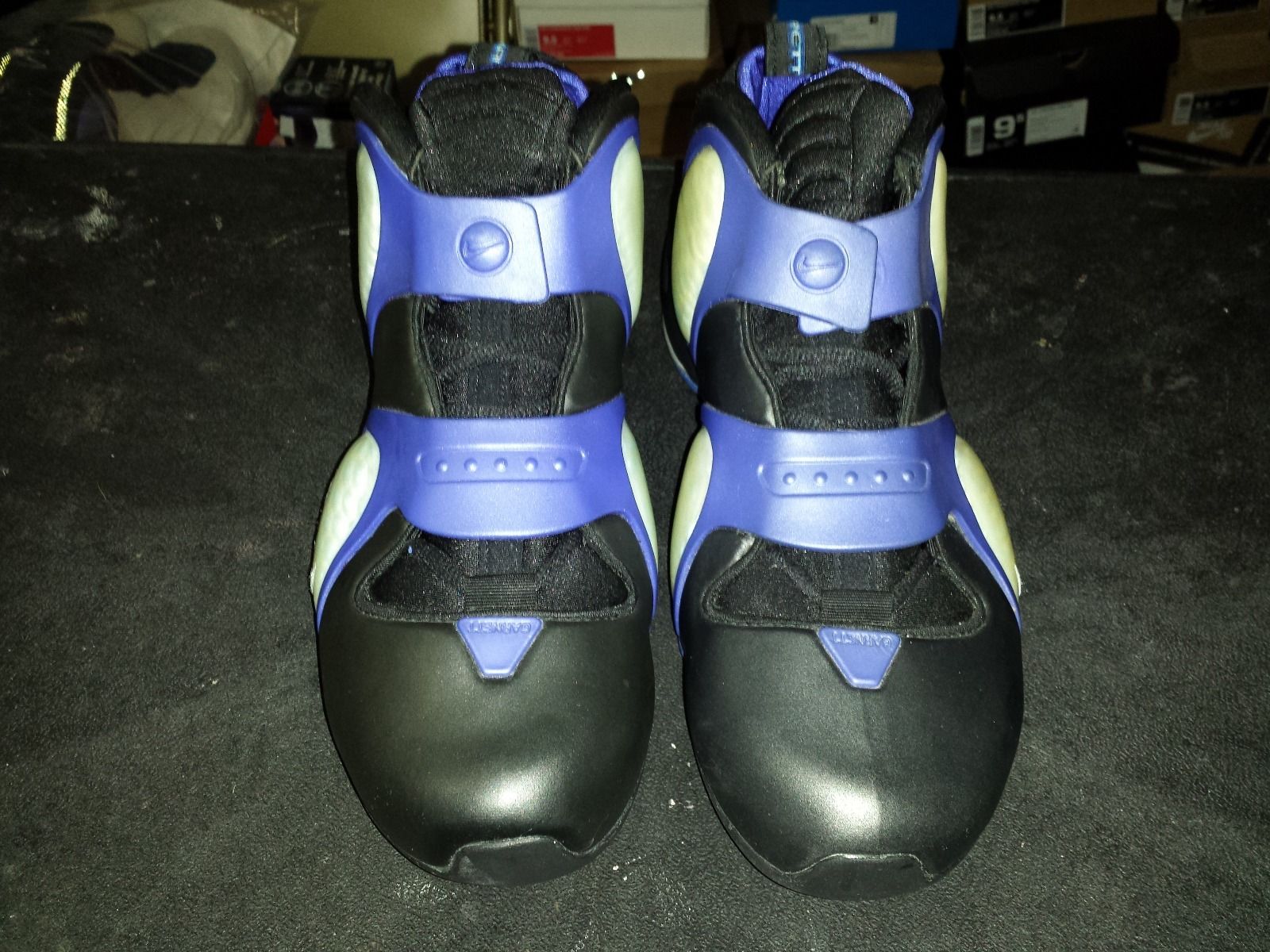 Sample Kevin Garnett Nike Flightposite III PE