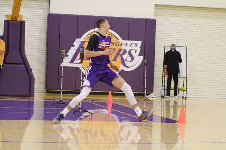 Zach Lavine wearing the Nike Kobe 8 - Photo courtesy of NBA