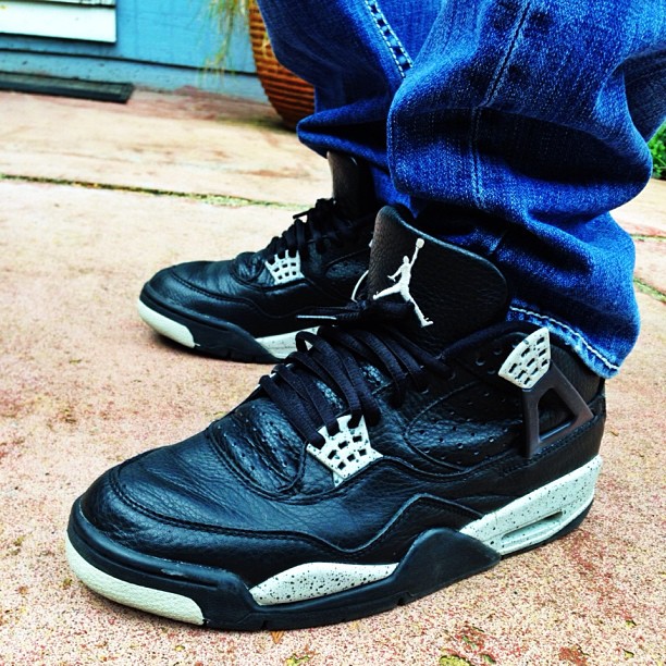 1999 Air Jordan 4 Retro + "Oreo"