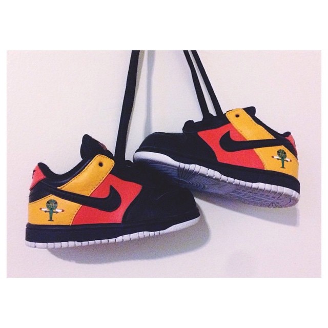 Nike SB Dunk Low Toddler "Rayguns"