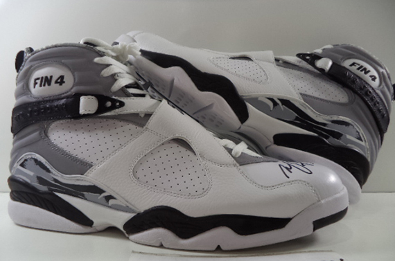Air Jordan Retro VIII PE Photo via Jordansdaily