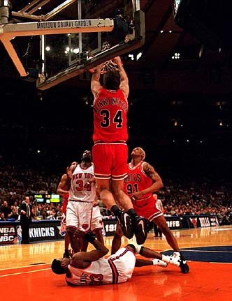 Bill Wennington and the Chicago Bulls - Photo cred via: Ron Frehm/AP Photos