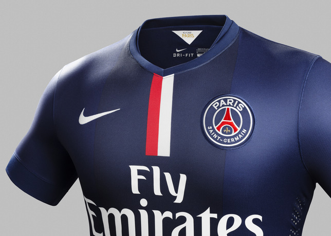 Nike Paris Saint Germain" Kit