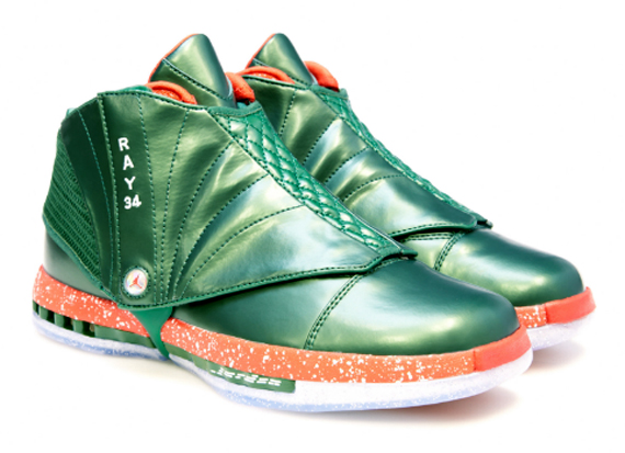 Ray Allen Jordan PEs: Air Jordan 16 2013 Christmas Day Player Exclusive