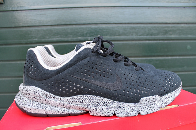 Nike Air Zoom Moire TZ "Black"