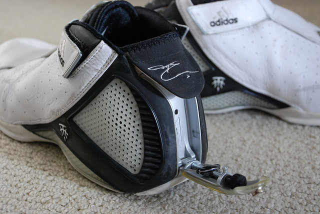 adidas T-Mac 4