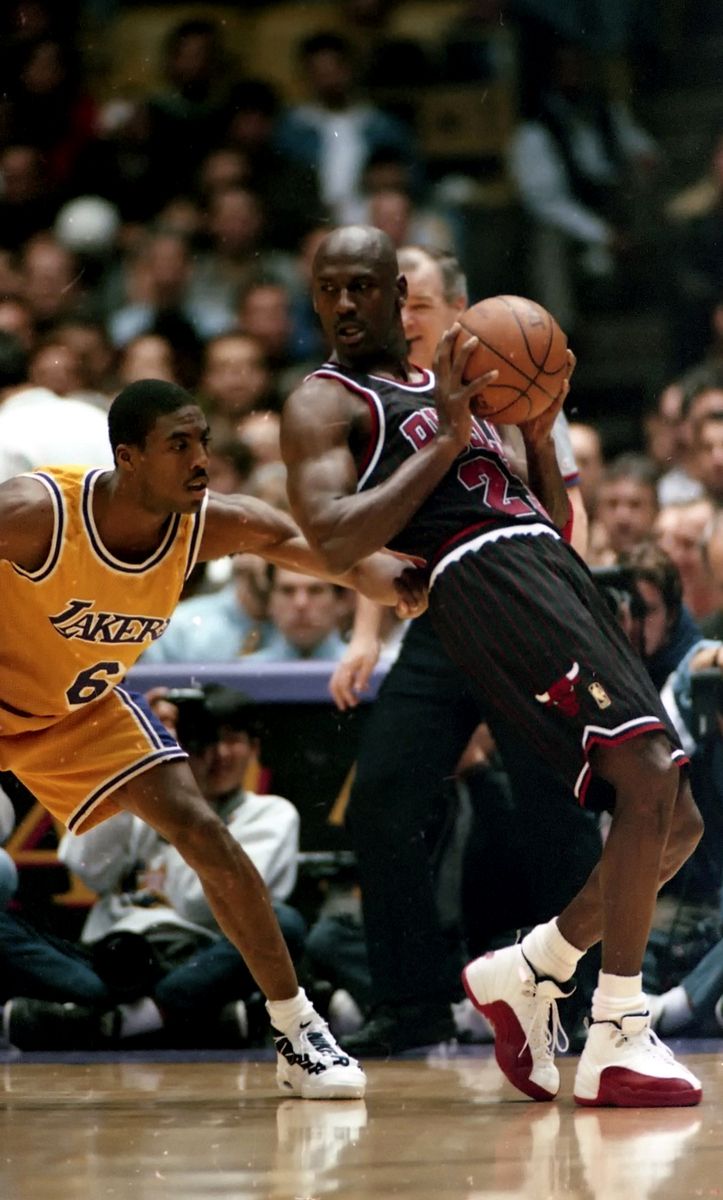 Happy 44th Birthday Eddie Jones!