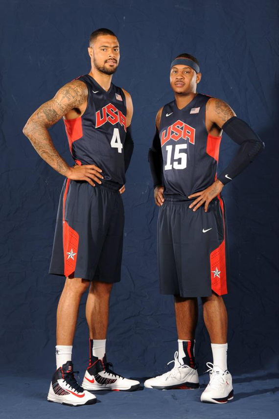 Tyson Chandler in Nike Lunar Hyperdunk and Carmelo Anthony in Jordan Melo M8 "USA"