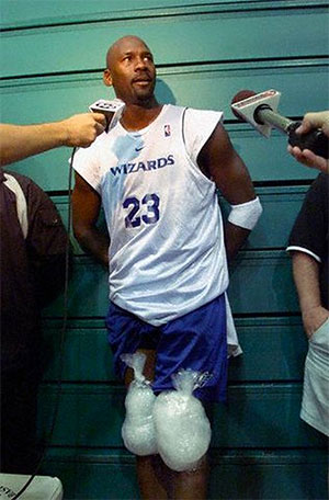 Michael Jordan Iced Knees