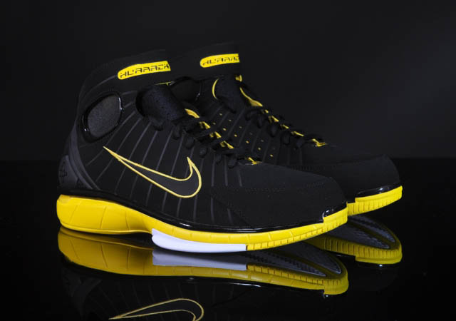 Nike Zoom Huarache 2K4 Black/Varsity Maize