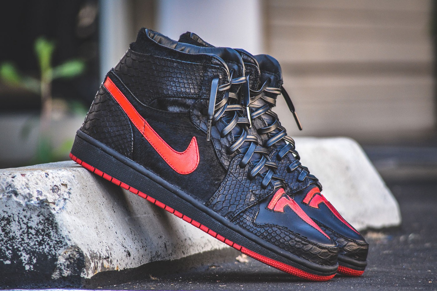 Sneaker Podcast - Tesla Jordan 1
